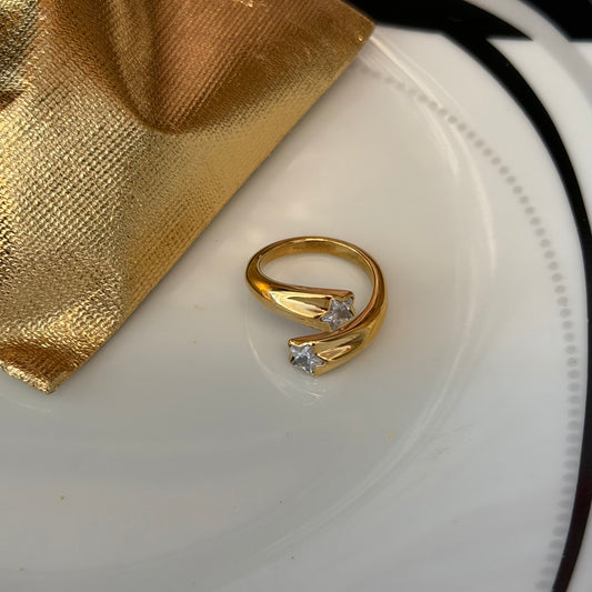 Fugaz Ring